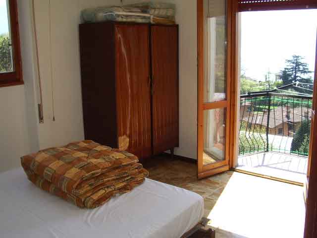Italy,Lombardy,Lake Como,holiday rentals,vacations apartments,vacation rentals,
flats and rooms to rent,self catering,bed and breakfast,vacancy,
Comer See,Italien,Lombardie,urlaub,ferienwohnungen zu vermieten,ferienhaus,
Italia lago di Como appartamenti e case vacanze,
Italie lac de come locations appartaments maison de vacances