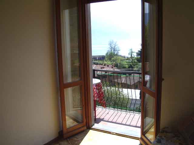 Italy,Lombardy,Lake Como,holiday rentals,vacations apartments,vacation rentals,
flats and rooms to rent,self catering,bed and breakfast,vacancy,
Comer See,Italien,Lombardie,urlaub,ferienwohnungen zu vermieten,ferienhaus,
Italia lago di Como appartamenti e case vacanze,
Italie lac de come locations appartaments maison de vacances