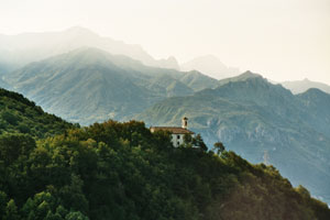 Italy,Lombardy,Lake Como,holiday rentals,vacations apartments,vacation rentals,
flats and rooms to rent,self catering,bed and breakfast,vacancy,