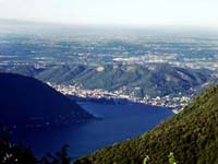 flats to rent home apartments to let self catering vacancy vacation Italy Lombardy Menaggio lake Como holiday rentals accommodation vacation apartment apartments house villa 