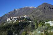 flats to rent home apartments to let self catering vacancy vacation Italy Lombardy Menaggio lake Como holiday rentals accommodation vacation apartment apartments house villa