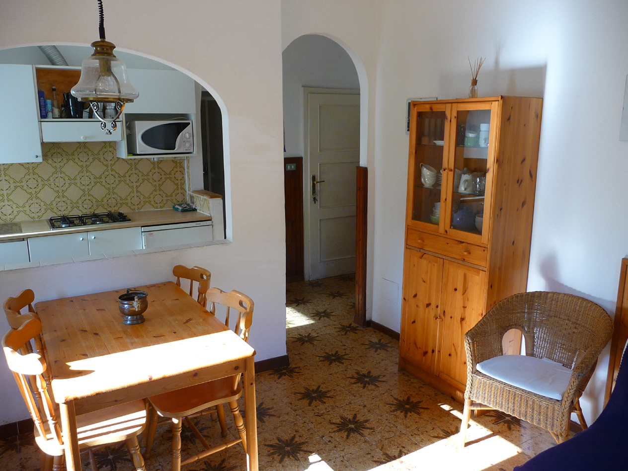 Lake Como Italy,accommodation,Menaggio accommodation in villa,villas holiday houses,Lake Como holiday houses,vacation rentals,apartments,flats to rent,accommodation,vacancy,property rentals,apartments to let,properties, Como,Menaggio holiday rentals,self catering,home